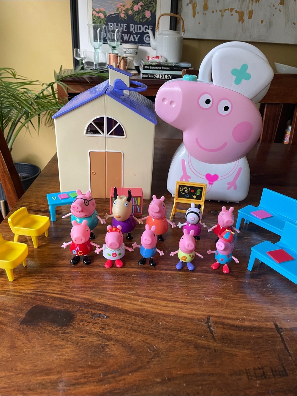 PEPPA PIG Mixed Bundle Lot School House Furniture Figures + bonus medical case